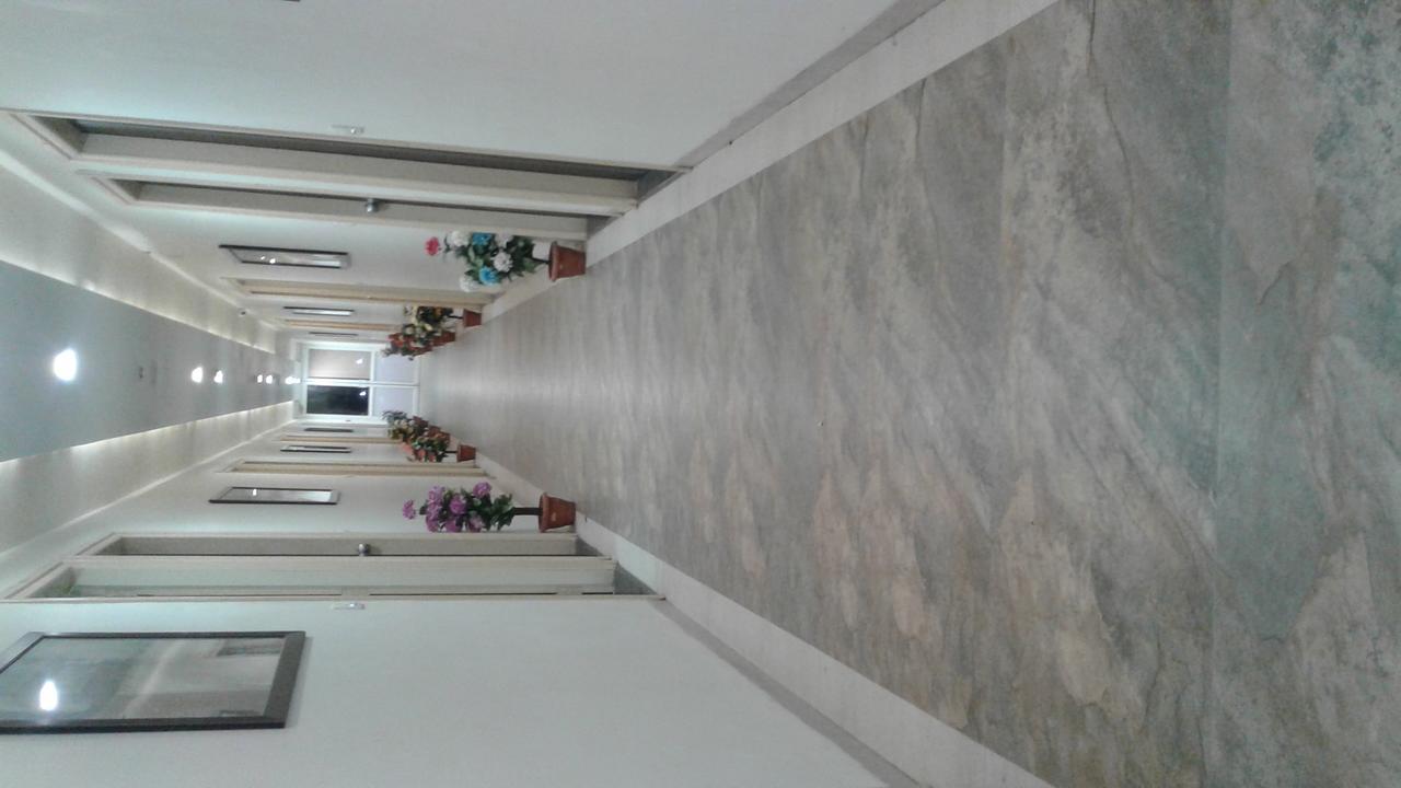 Hotel The Grand Parshwanath Sankeshvar Zewnętrze zdjęcie