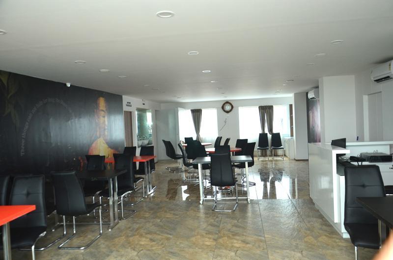 Hotel The Grand Parshwanath Sankeshvar Zewnętrze zdjęcie